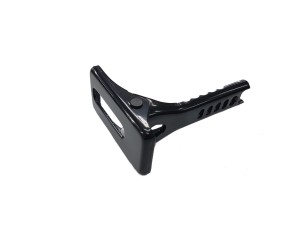 ZDERZAK  PIŁA POSUWOWA BRZESZCZOTOWA  MAKITA JR3050T JR3060T M4501 MAKTEC MT450T nr. kat.  165396-7