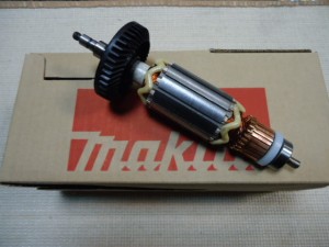 WIRNIK SZLIFIERKA MAKITA 9562CV 9562CVH 9562CVR nr. kat. 515243-6