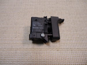 WŁĄCZNIK WKRĘTARKI MAKITA FS4000 FS4300 FS6300  nr. kat. 650614-1