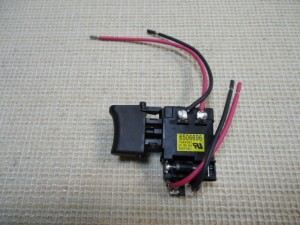 WŁĄCZNIK WKRĘTARKA MAKITA 6391D 8391D  nr. kat. 650669-6